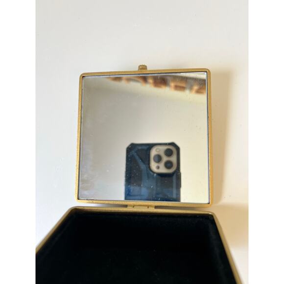 Goldtone Ladybug Bejeweled Trinket Box /Jewelry Box  4”X4”  3D Ladybugs & Leaves - Picture 3 of 13